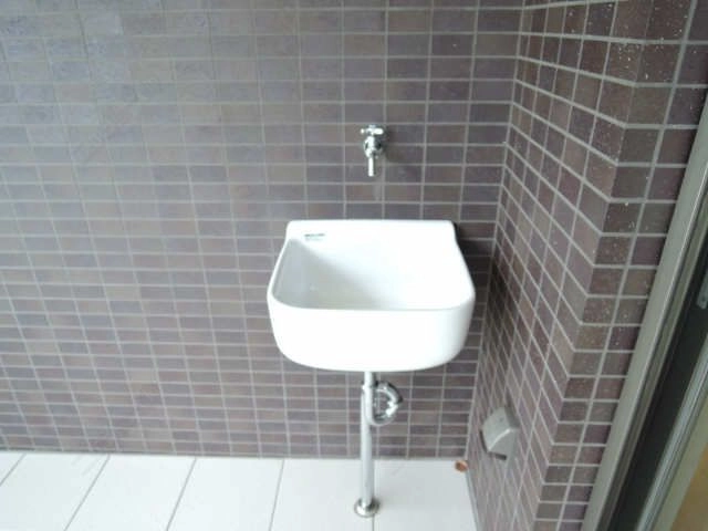 バルコニー水栓