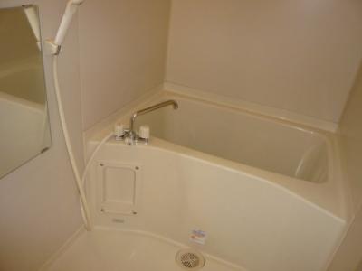 ロイヤル塩釜 2階 浴室
