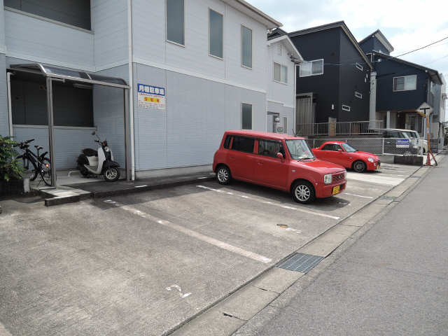 グレイスアサヒ 2階 駐車場