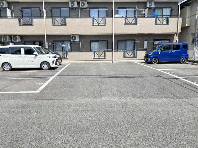 セジュール若宮 2階 駐車場