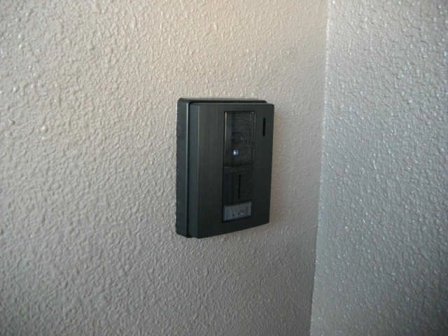 モニター付インターホン