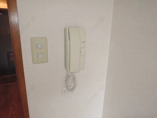 インターホン
