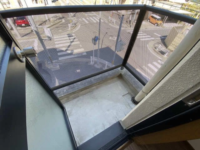 北側バルコニー