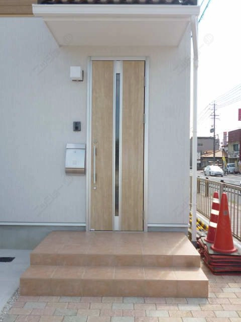 1階玄関