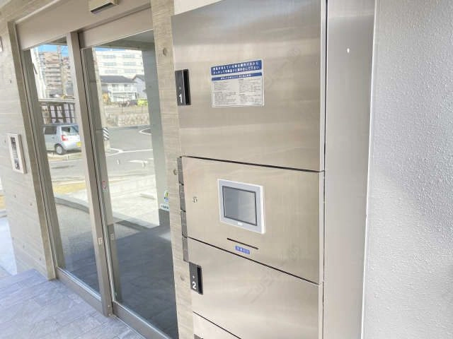 宅配ボックス