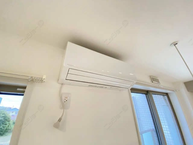 リビングエアコン