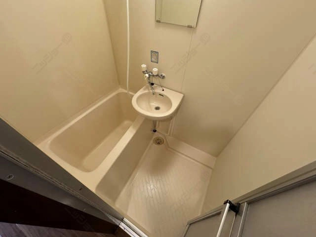 浴室（同型）