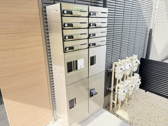 集合ポスト・宅配ボックス
