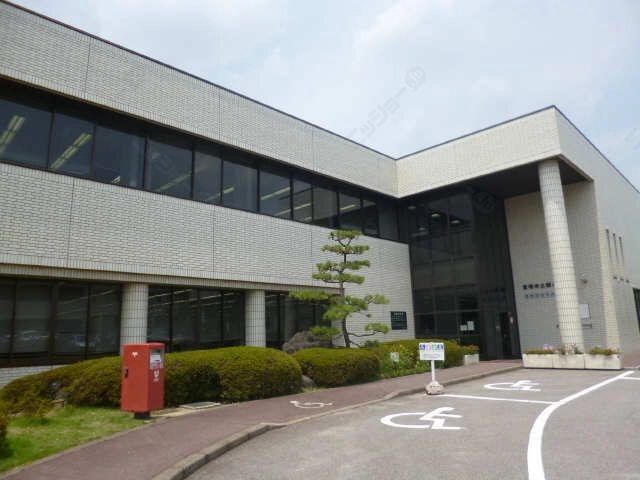 豊明図書館歩4分