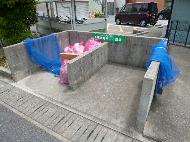 ごみステーション