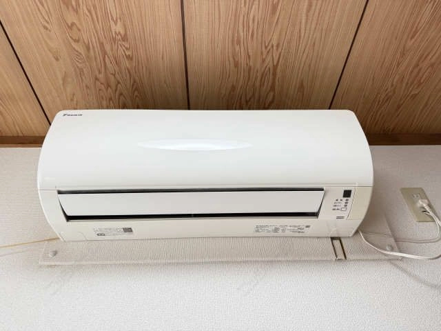 洋室エアコン
