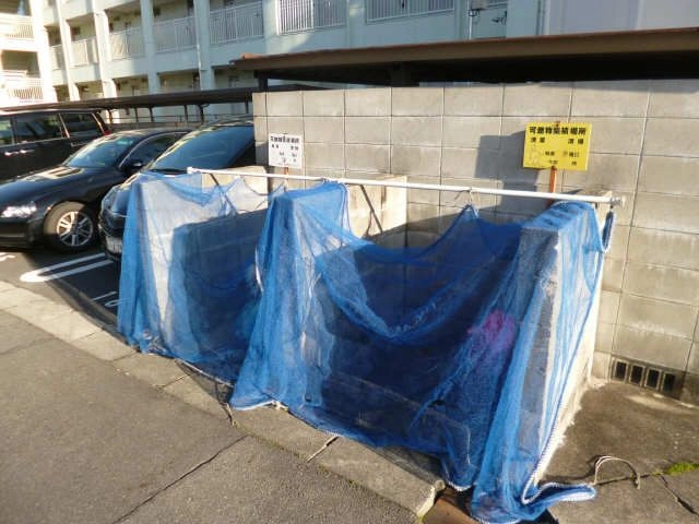ゴミ捨て場