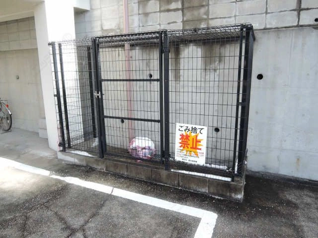 ゴミステーション