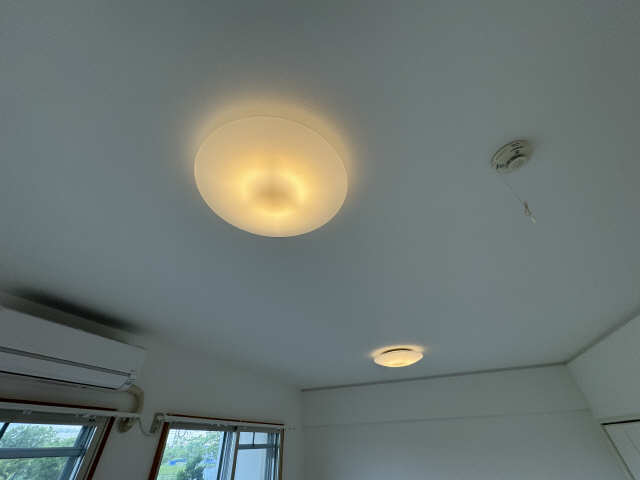 照明