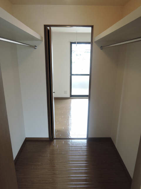 ウォークスルークローゼット