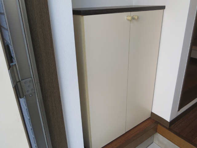 シューズボックス