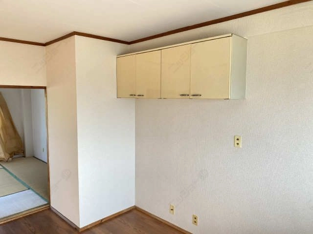 キッチン天袋収納