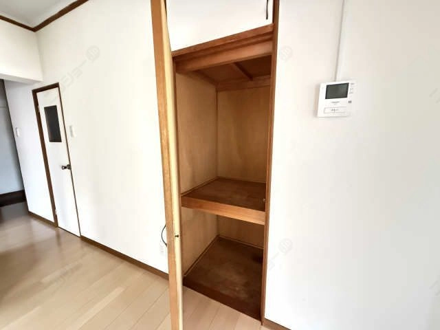 収納1
