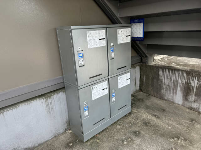 宅配ボックス