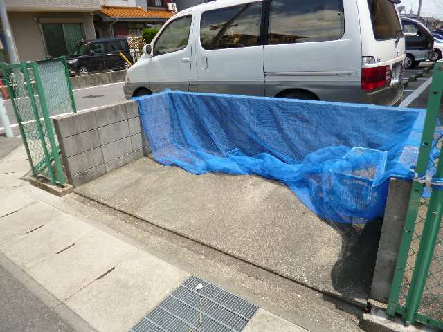 ゴミ置き場