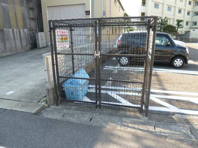 ゴミステーション