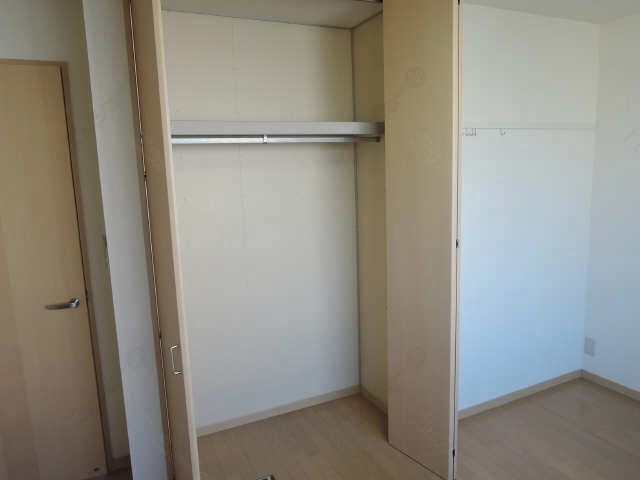北西洋室クローゼット