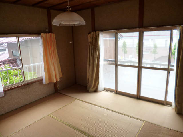 2階和室8帖
