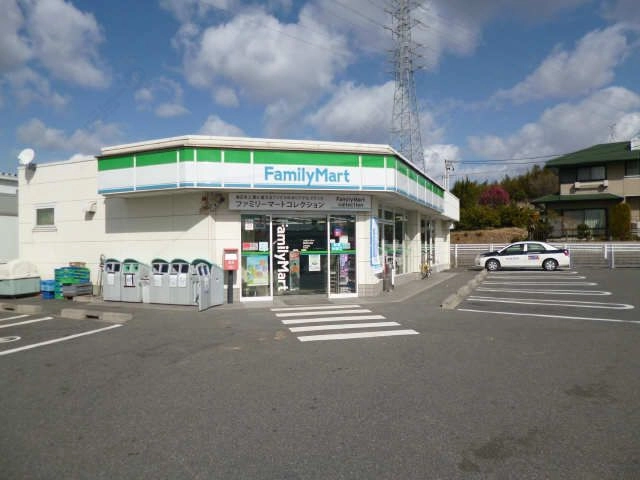 ﾌｧﾐﾘｰﾏｰﾄ4分