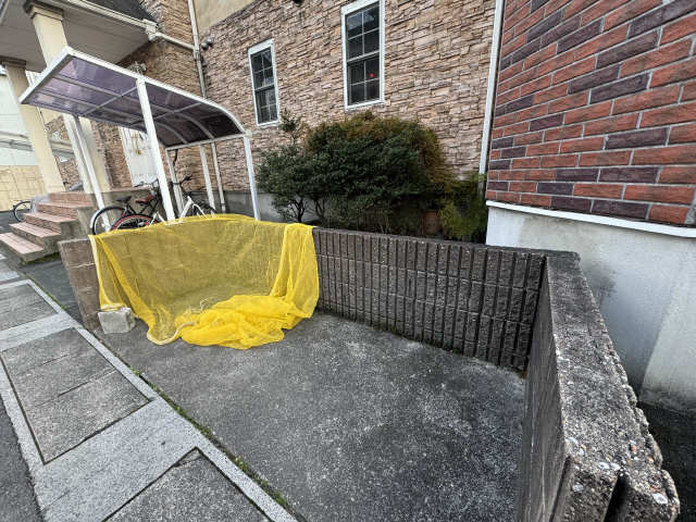 ごみ捨て場