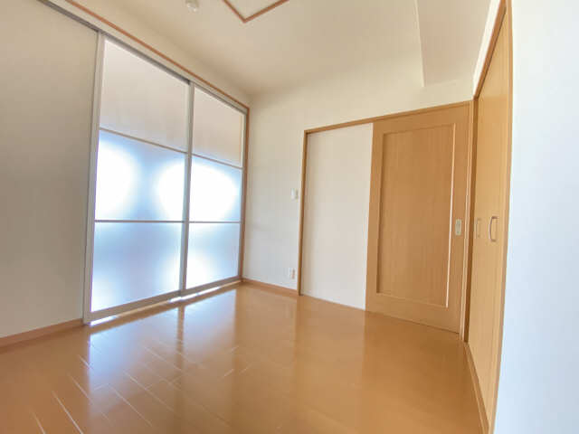洋室1