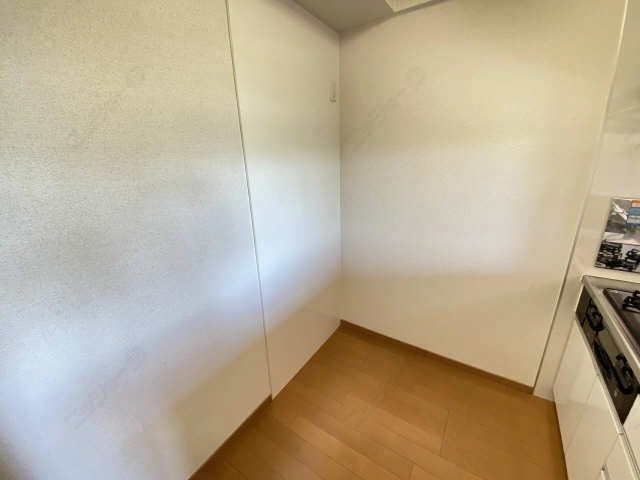 冷蔵庫置き場