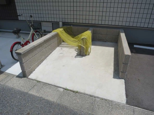 ゴミステーション