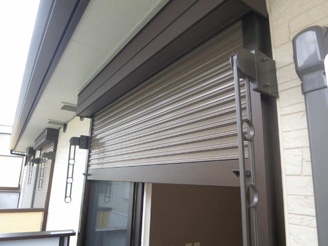 シャッター雨戸