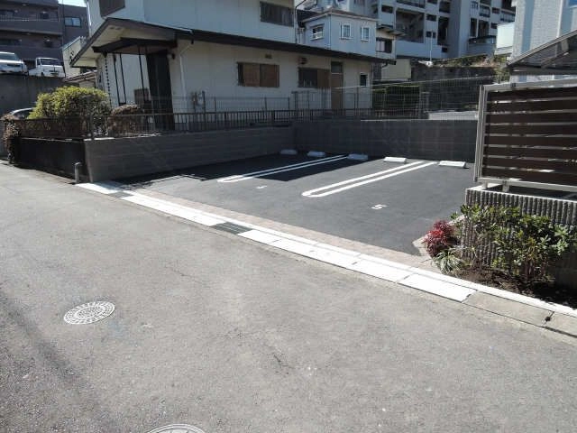 駐車場3