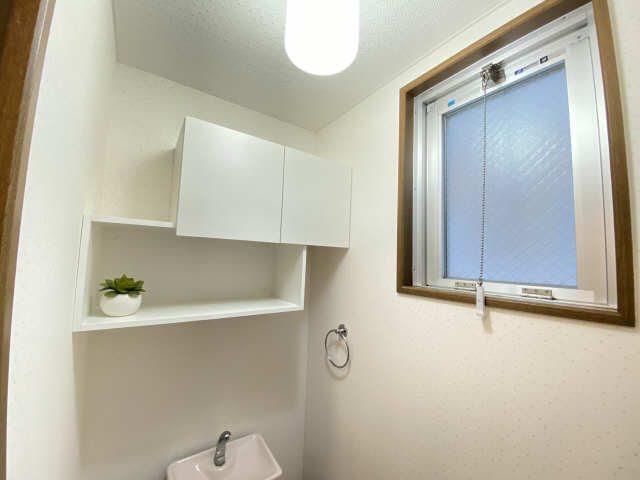トイレ棚