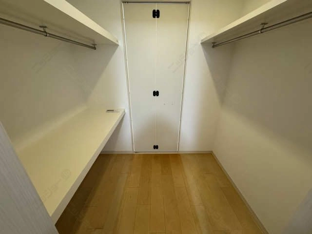 中洋室～北洋室収納