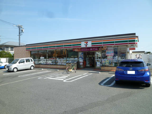 コンビニ歩６分