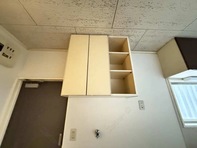 洗濯機置場上収納