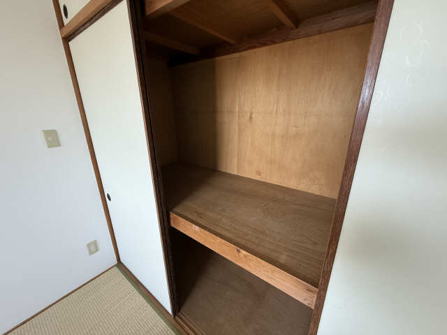 和室2収納
