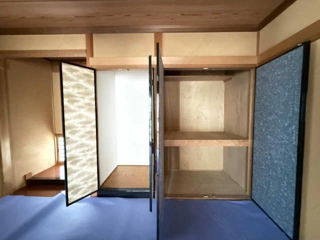 1階和室収納
