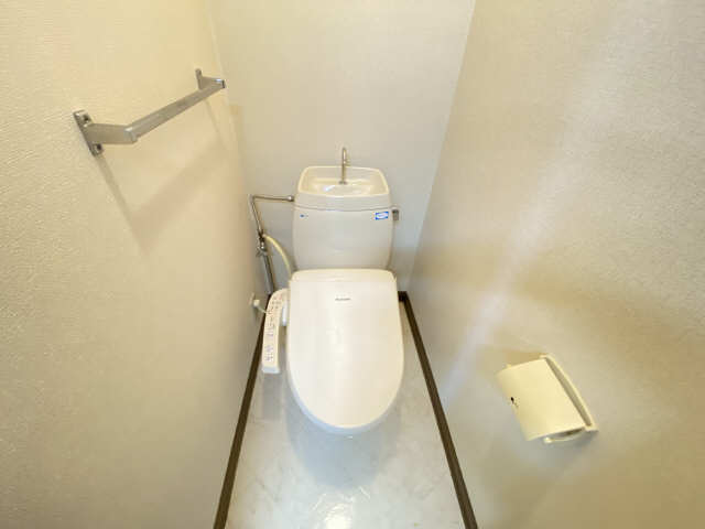 ピュアハイツ 2階 WC