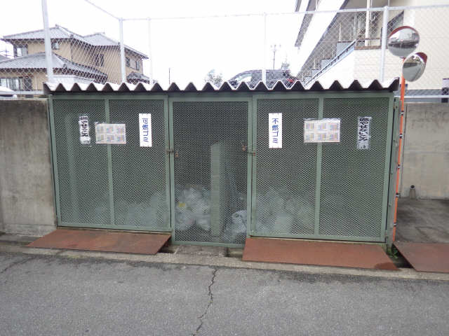 ゴミボックス