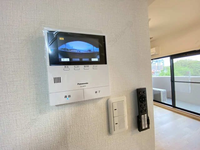 モニター付きインターホン