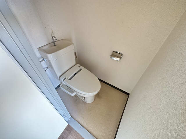 メゾンレオ 2階 WC