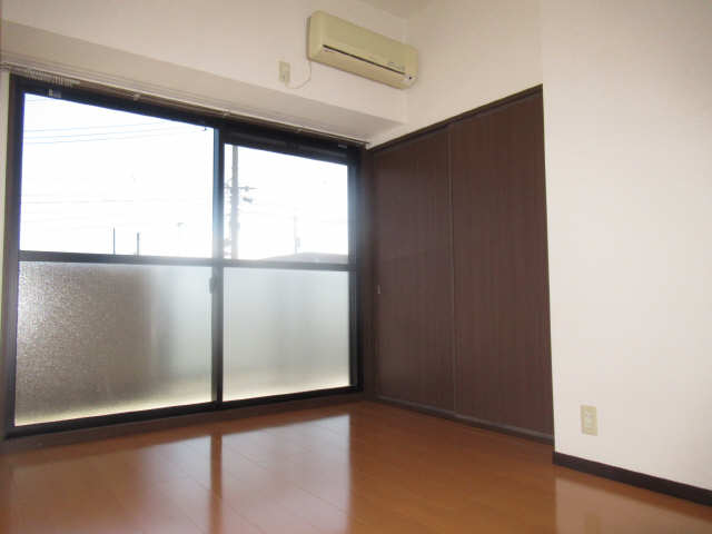 南側洋室エアコン