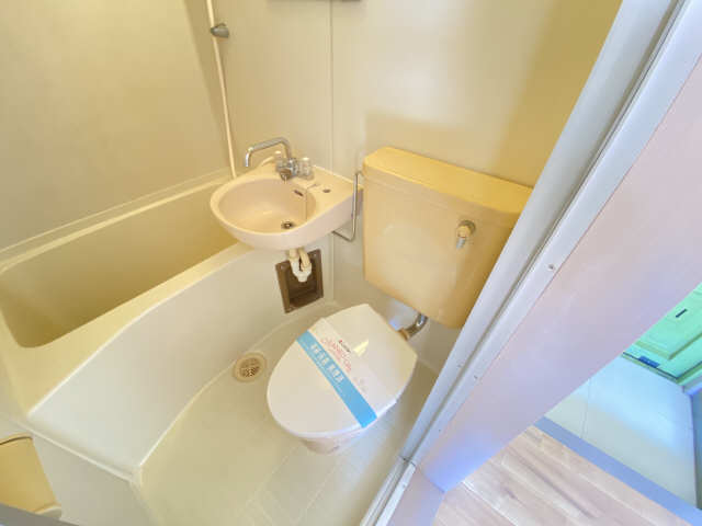 WC