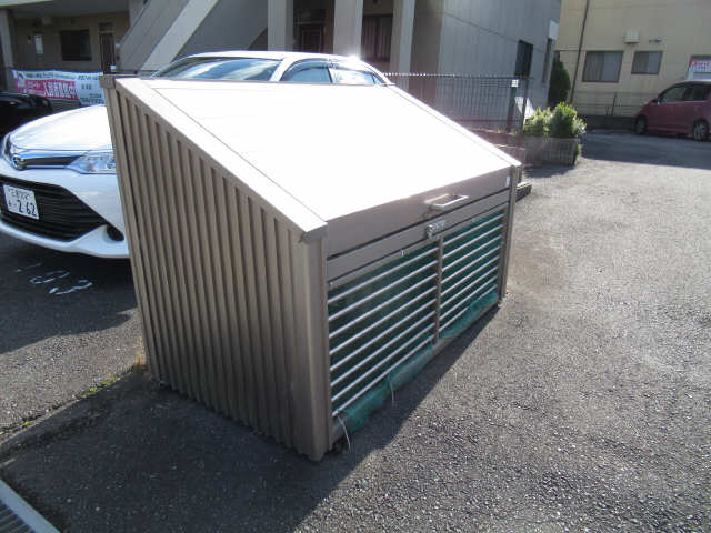 ゴミ置き場