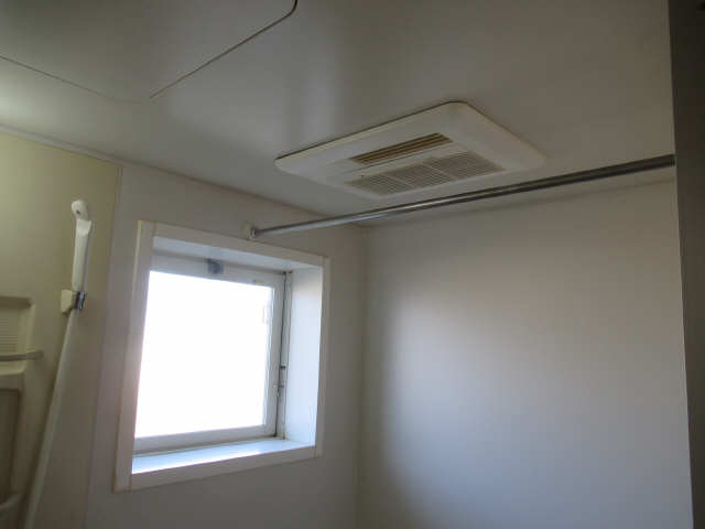 浴室暖房乾燥機
