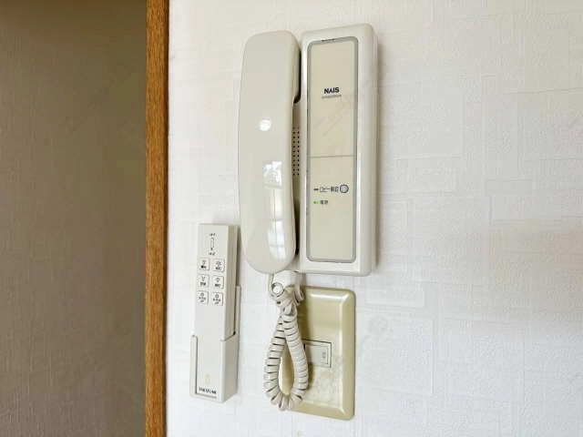 インターホン