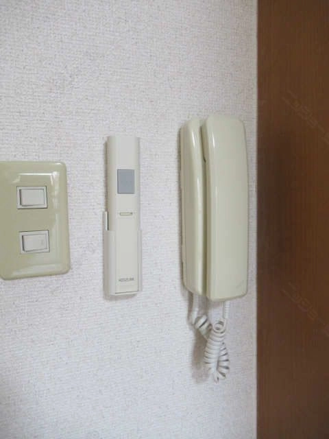 インターホン